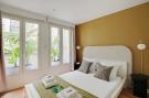 Holiday home CH-17-MONTMARTRE