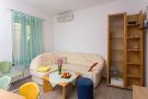 Vakantiehuis Apartment Family Tokić - One Bedroom Apartment wit