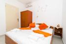 Vakantiehuis Guest House Daniela - Double Room with Private Ext