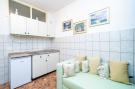 Vakantiehuis Apartments Nikolina (LU) - One-Bedroom Apartment w