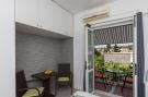 Ferienhaus Guest House Bradas-Double Room with Shared Bathroo