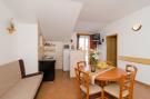 Vakantiehuis Apartments Senjo - One Bedroom Apartment with Balc