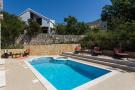 Vakantiehuis Villa Avoca - Four Bedroom Villa with Swimming Poo