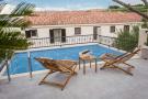 Ferienhaus Villa Suzy Lux- Duplex Two Bedroom Villa with Swim