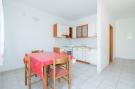 Vakantiehuis Apartments Neva- Standard Two Bedroom Apartment wi