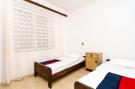 Vakantiehuis Guest House Kiko - Budget Twin Room -  No.1