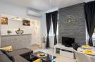 Ferienhaus Apartment Porat - One Bedroom Apartment with Terra