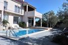 Holiday home Apartments Villa Dona - Double Room (Soba M)