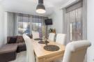 Ferienhaus Apartment Brletic - Three Bedroom Apartment with T