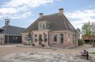 Vakantiehuis 10-14 pax holiday home with seperated appartments 