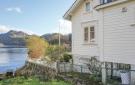 Holiday home Hidrasund