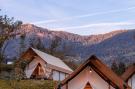 VakantiehuisOostenrijk - : Chalets &amp; Glamping Nassfeld 2