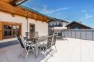 Holiday homeAustria - : Grosszügiges Charmantes Apartment im Familiendorf 