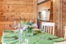 Holiday homeAustria - : Grosszügiges Charmantes Apartment im Familiendorf 