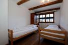 Holiday homeAustria - : Grosszügiges Charmantes Apartment im Familiendorf 