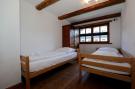 Holiday homeAustria - : Grosszügiges Charmantes Apartment im Familiendorf 