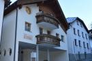 VakantiehuisZwitserland - : Haus Carnot - Apartment EG