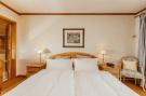 FerienhausSchweiz - : Luxurious serviced Flat in TOP 5 Star Park Hotel