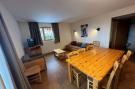 FerienhausSchweiz - : Pracondu 1 001 - OUTDOOR &amp; FUN apartment 8 per