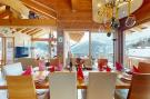 VakantiehuisZwitserland - : Etoiles des Neiges LUXE &amp; JACUZZI chalet 12 pe