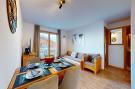 FerienhausSchweiz - : Pracondu 2 302 - OUTDOOR &amp; FUN apartment 4 per