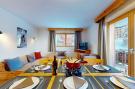 VakantiehuisZwitserland - : Pracondu 1 305 - OUTDOOR &amp; FUN apartment 6 per