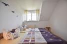 Holiday homeGermany - : Bernstein mit Balkon am Sandstrand