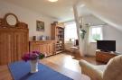 Holiday homeGermany - : Landhauswohnung an der Ostsee mit Garten