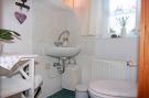 Holiday homeGermany - : Ferienhaus mit Garten und Terrasse vor Rostock/War