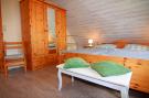 Holiday homeGermany - : Ferienhaus mit Garten und Terrasse vor Rostock/War