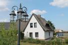 Holiday homeGermany - : Schwalbenhof im Reetdachhaus