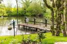 Holiday homeGermany - : Gartenbungalow 1 linke Seite