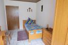 Holiday homeGermany - : Ferienwohnung Oberstadtfeld Engeln