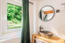 Holiday homeGermany - : Ferienhaus und Bar St Goarshausen in der Loreley