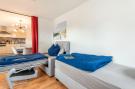 Holiday homeGermany - : Ferienwohnung Haunsheim - rechts &amp; links