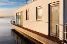 FerienhausDeutschland - : Houseboat Floating House Küstennebel 1 44 m²