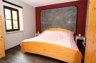 Holiday homeGermany - : Zentrumsnahe Ferienwohnung in Lage