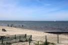 Holiday homeGermany - : Gemütliche Nordsee-Wohnung in Neßmersiel mit Garte