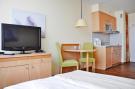 FerienhausDeutschland - : 1-Zimmer-Apartment Seeseite "Am Park"