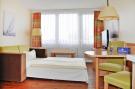 Holiday homeGermany - : 1-Zimmer-Apartment Seeseite "Am Park"