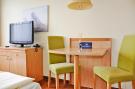 Holiday homeGermany - : 1-Zimmer-Apartment Seeseite "Am Park"