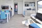 Holiday homeGermany - : Houseboat Floating House "Leni", Ribnitz-Damgarten