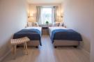 Holiday homeGermany - : Prora 3-Zimmer-Apt / 5 Personen