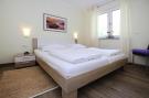 Holiday homeGermany - : Appartement Hafenflair / Haus 1 EG-Wohnung 1 1-2 P