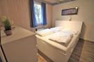 Holiday homeGermany - : FH Wildgans Comfort mit Sauna &amp; Kaminofen 81 q