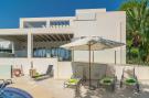 Holiday homeSpain - : Cala Llonga