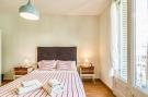 VakantiehuisSpanje - : Rambla Paris Apartment