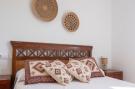 Holiday homeSpain - : Apartamento Lanzada