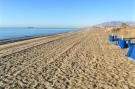 FerienhausSpanien - Costa Tropical/de Almeria: Bajo con terraza y acceso directo a piscina comuni