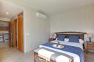 Holiday homeSpain - : Par 4 Villa 18